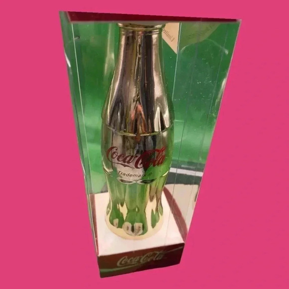 Coca-Cola 1994 world cup U.S.A commemorative bottle 7.5 tall soccer - Picture 6 of 8